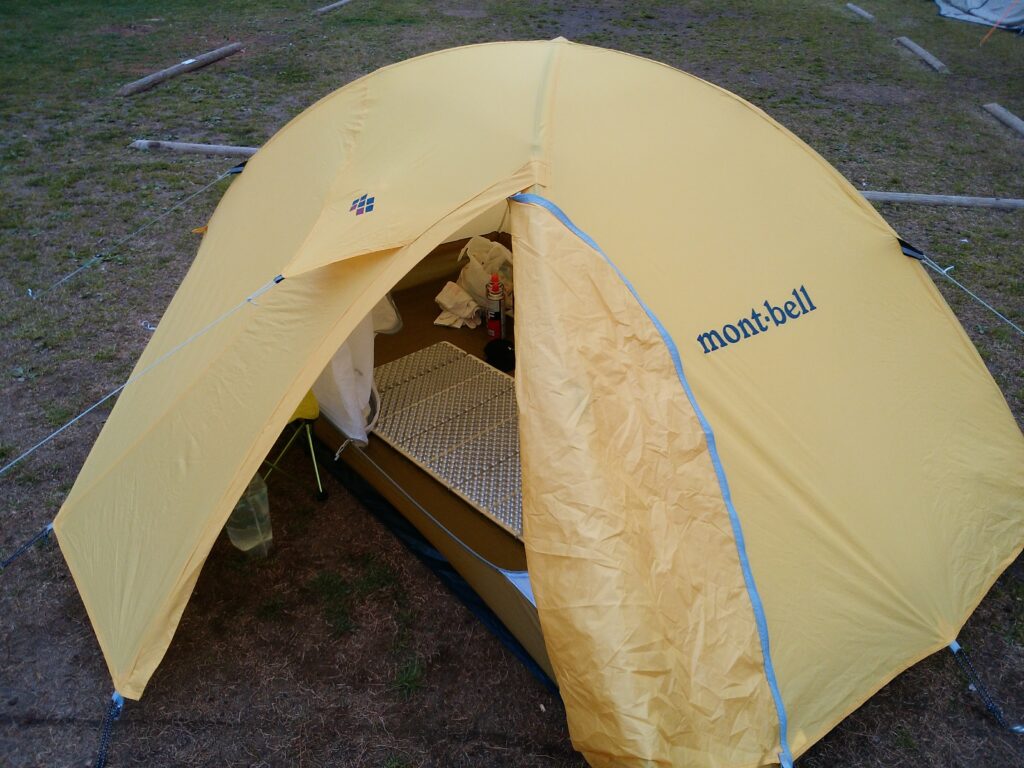 ソロキャンプ用のテント