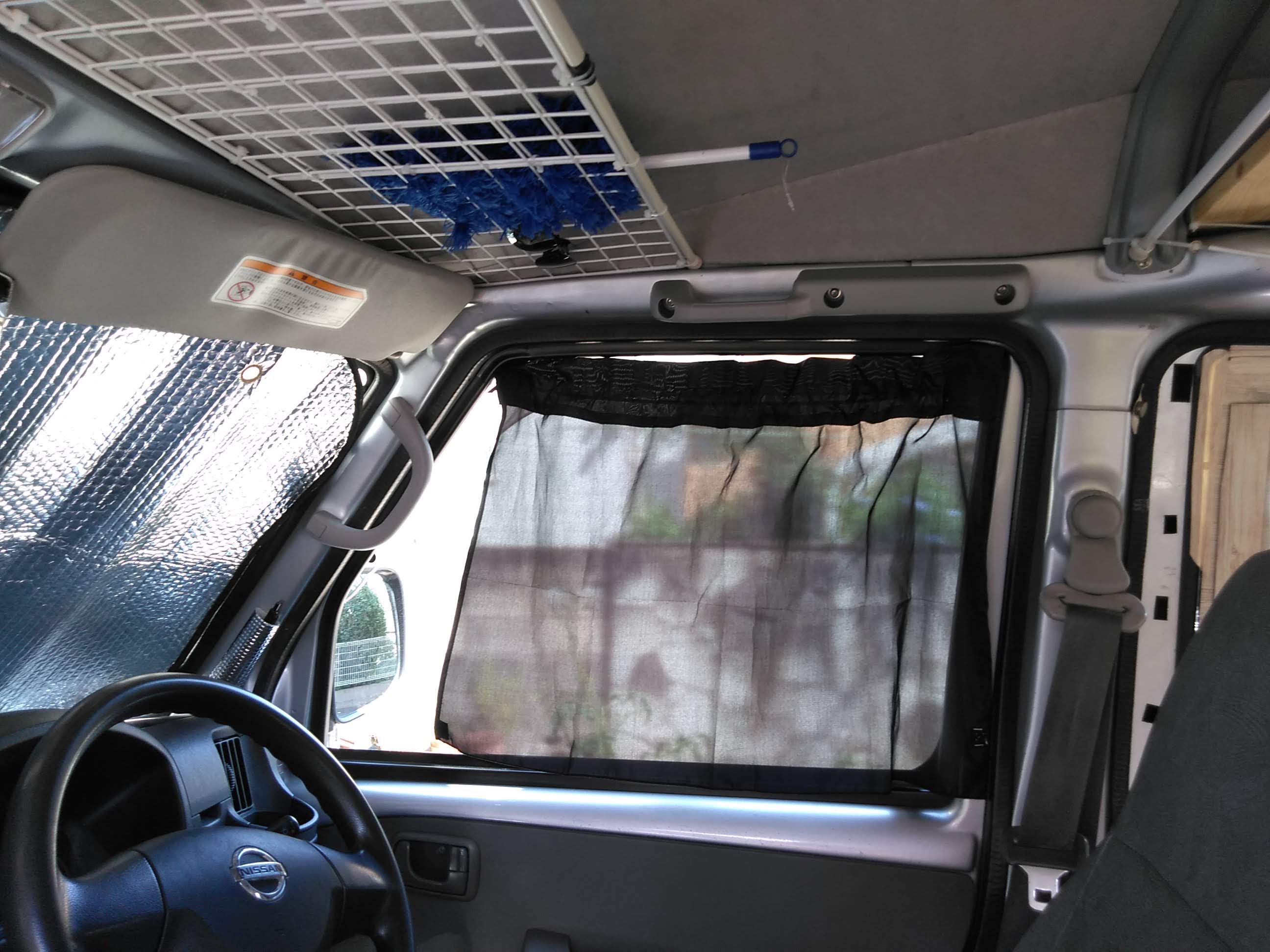 【車中泊の暑さ対策】網戸・換気の工夫とDIY方法